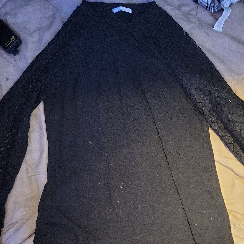 Elegant Black Lace Sleeve Top